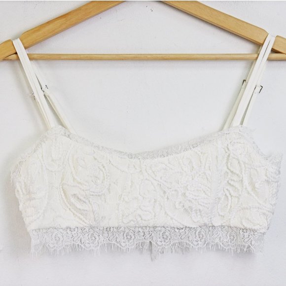 NBD Angelica Embroidered Lace Trim Mini Crop Top S - Picture 4 of 6